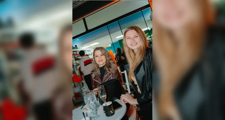Tania Svierscoski e Mariana Tobias