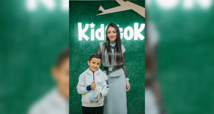 Jessica Muhlebruch e seu filho Pedro Muhlebruch