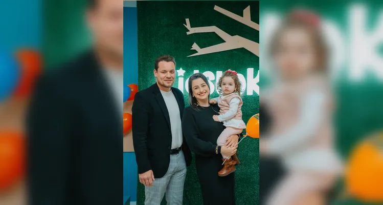 João Espindola Podegurski, Barbara Podegurski e a pequena Maite