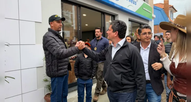 Visita integrou a agenda do candidato nesta quinta