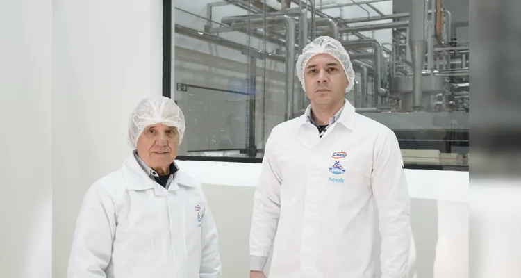 A Unium selou uma parceria com a Tetra Pak para a instalação de uma torre de leite em pó, na unidade de Castro, com aporte superior a R$ 500 milhões e capacidade de processar 1,2 milhão de litros de leite por dia