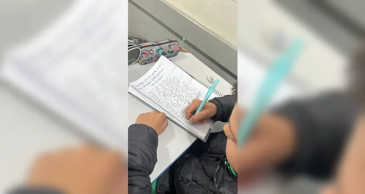 Os alunos também escreveram cartas para o seu "eu do futuro".