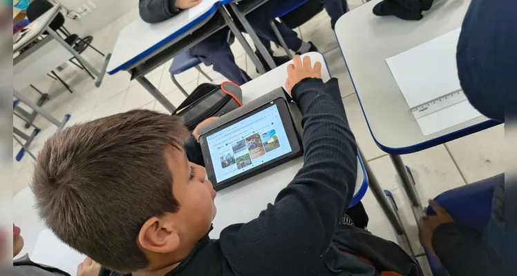 Os alunos realizaram inúmeras ações práticas após assistirem a videoaula, como rodas de conversa, "investigações", pesquisas, a produção de desenhos e a participação em um debate.