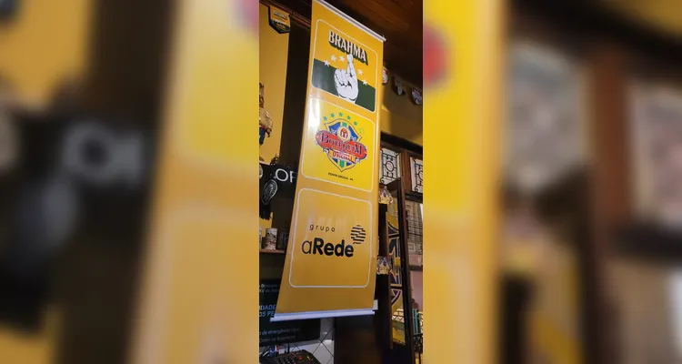 Torcedores de PG celebram vitória da Espanha na Copa do Mundo