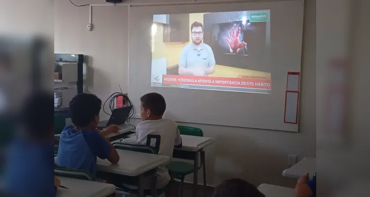Confira os registros do trabalho em sala de aula.