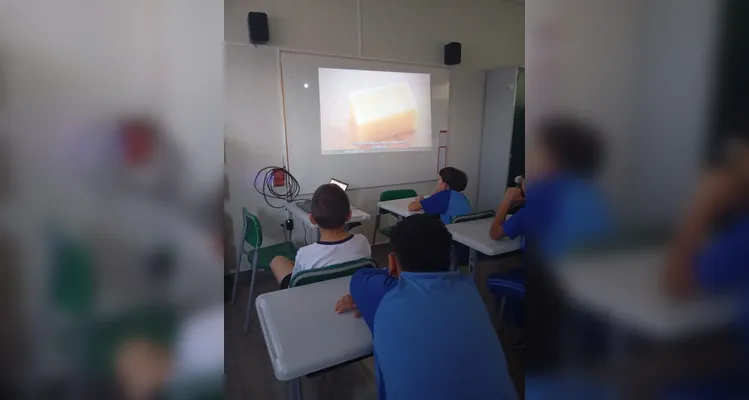 Confira os registros do trabalho em sala de aula.
