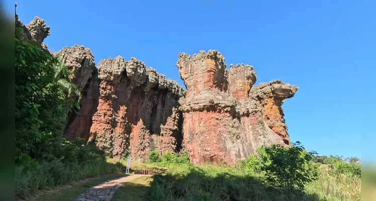 Atrativos naturais de Ponta Grossa são destaque em perfil de viagem de jornalista