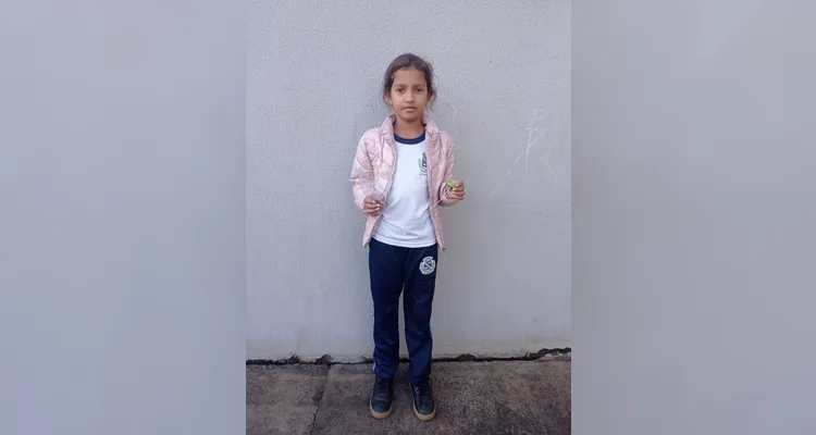 Confira a série de registros do diversificado trabalho dos educandos.