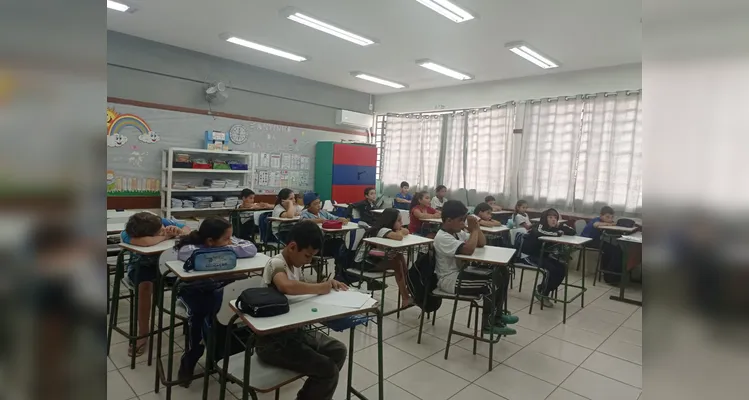 Confira a série de registros do diversificado trabalho dos educandos.