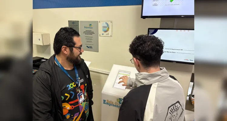 Tecnologia transforma serviços públicos e aproxima prefeitura da população em PG