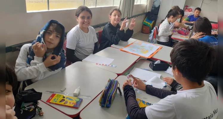 Confira a série de registros do amplo trabalho em sala de aula.