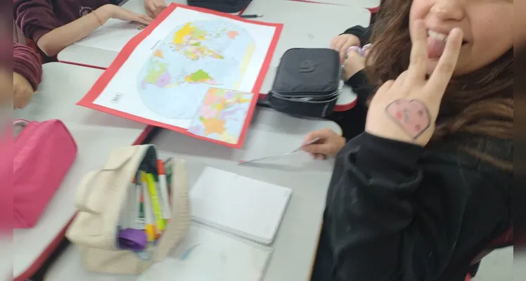 Confira a série de registros do amplo trabalho em sala de aula.