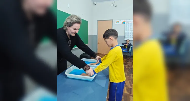 Através da dinâmica prática, os alunos puderam compreender o tema dos estudos com maior facilidade.