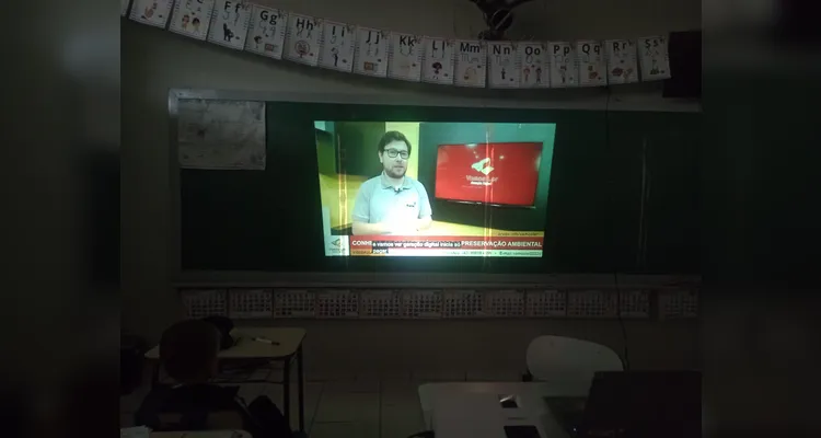 Confira a série de registros do trabalho dentro e fora da sala de aula.