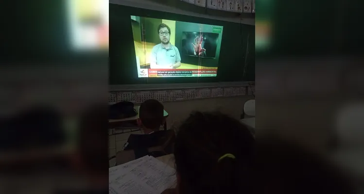Confira a série de registros do trabalho dentro e fora da sala de aula.