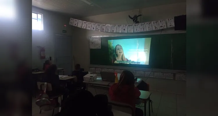 Confira a série de registros do trabalho dentro e fora da sala de aula.