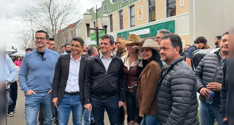 Visita integrou a agenda do candidato nesta quinta