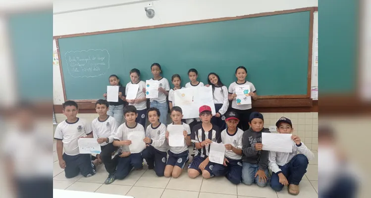 Veja os registros do trabalho em sala de aula.