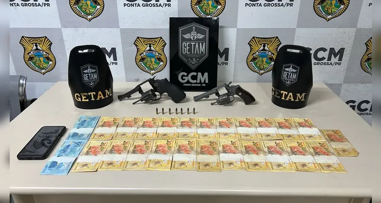 GETAM prende dois suspeitos com armas de fogo no Jardim Amália, em PG