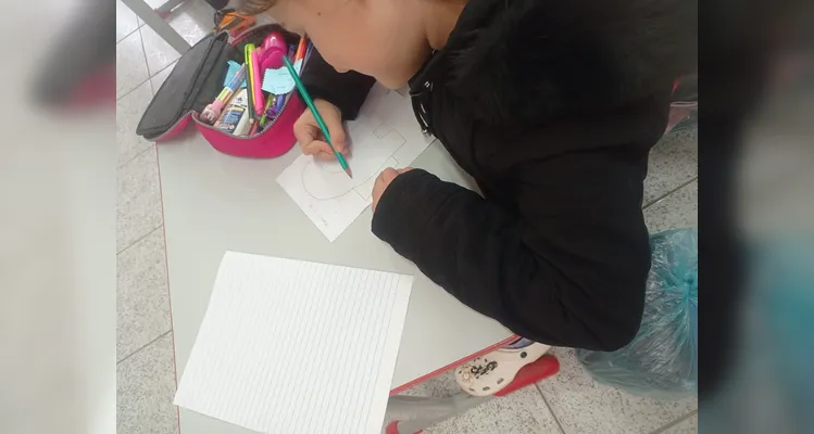 Confira a série de registros do trabalho em sala de aula.