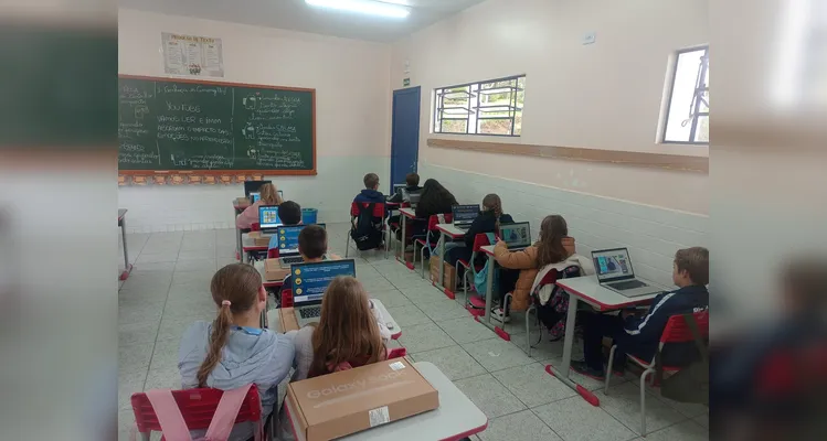 Confira a série de registros do trabalho em sala de aula.