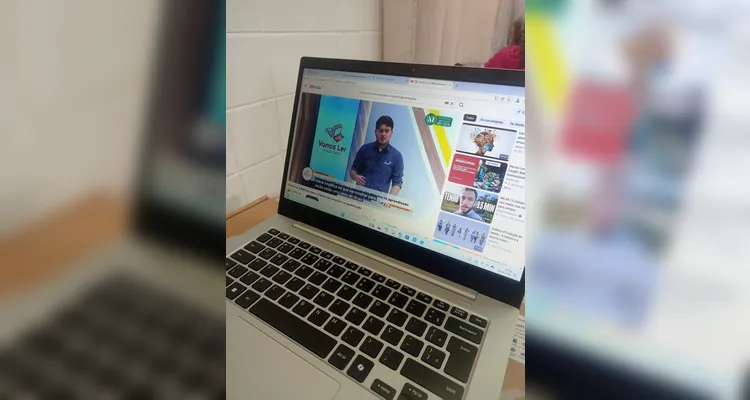 Confira a série de registros do trabalho em sala de aula.