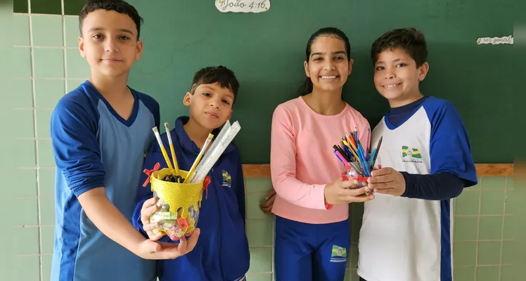 Confira os registros do trabalho dentro e fora da sala de aula.