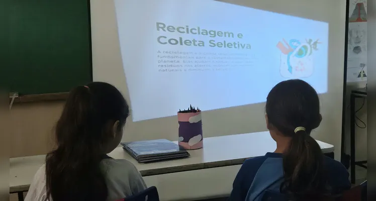 Confira os registros do trabalho dentro e fora da sala de aula.