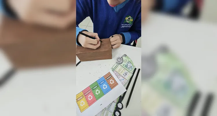 Confira os registros do trabalho dentro e fora da sala de aula.