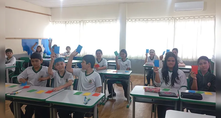 Confira os registros do trabalho em sala de aula.