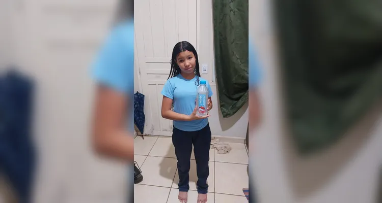 A turma identificou materiais recicláveis e reutilizados no cotidiano, aproximando os estudos de práticas sustentáveis presentes nas famílias.