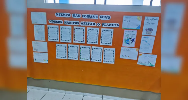 Confira a série de registros do trabalho em sala de aula.