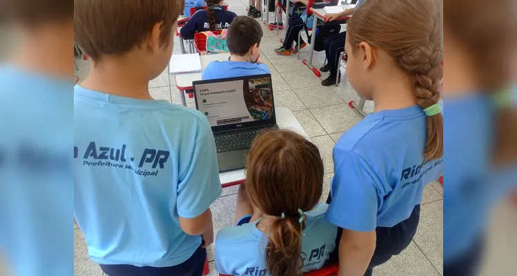 Confira os registros do trabalho em sala de aula.