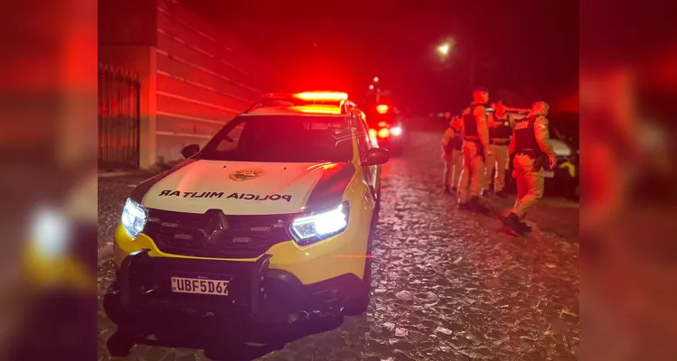 Discussão entre irmãos termina em esfaqueamento e prisão em PG