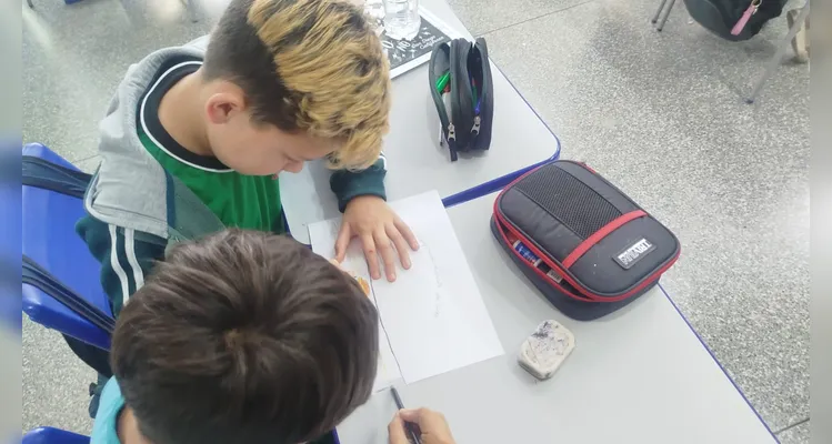 Confira os registros do trabalho em sala de aula.
