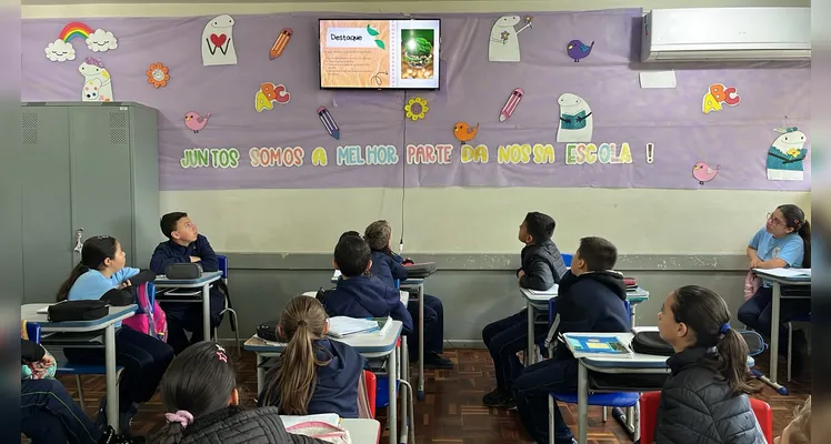 A videoaula do Vamos Ler foi o ponto de partida para reflexões da turma sobre consumo consciente e hábitos responsáveis.