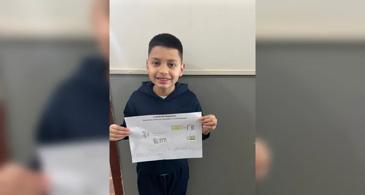 Os alunos produziram textos e desenhos sobreo tema estudado.