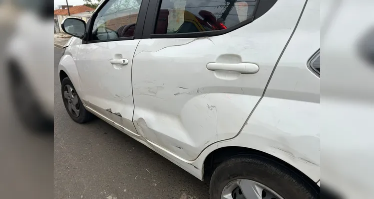 Motociclista fica ferido após se envolver em colisão com carro em PG