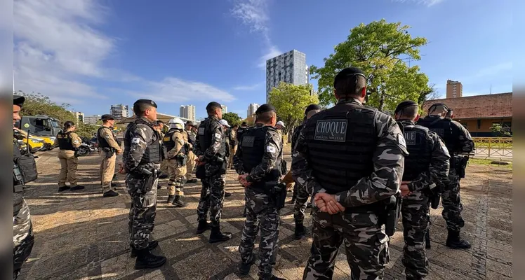 Mais de 100 pessoas são abordadas durante Operação OMNIS em PG
