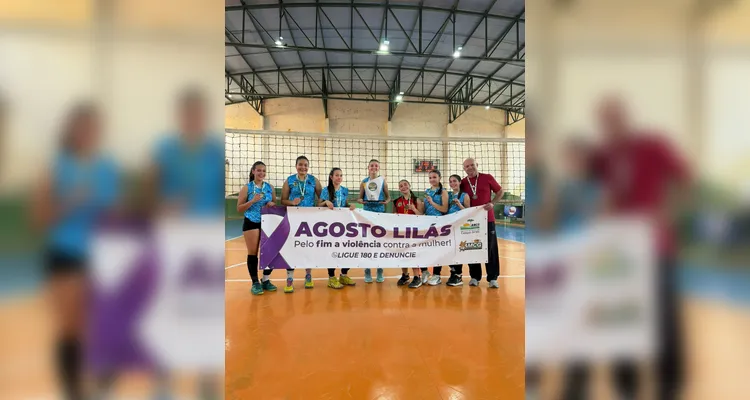 Equipes de Palmeira e Tibagi conquistam a 3ª etapa do Desafio AMCG de Vôlei