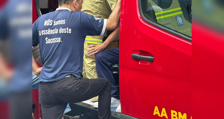 Estudante de 15 anos é atropelado no Centro de Ponta Grossa