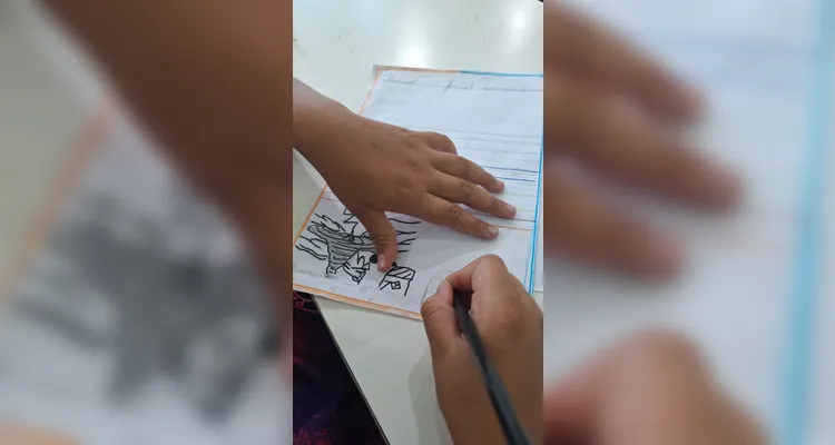 Confira a série de registros do amplo trabalho em sala de aula.