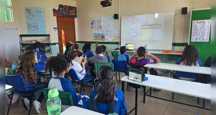 Confira a série de registros do amplo trabalho em sala de aula.