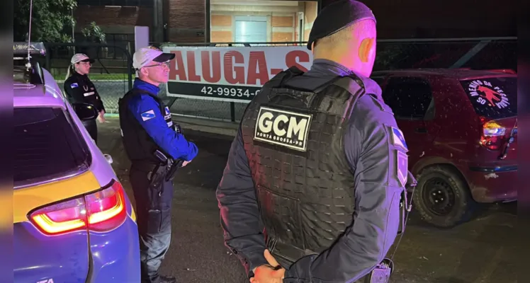 Jovem foi flagrado pela Guarda Civil Municipal realizando manobras perigosas com o carro