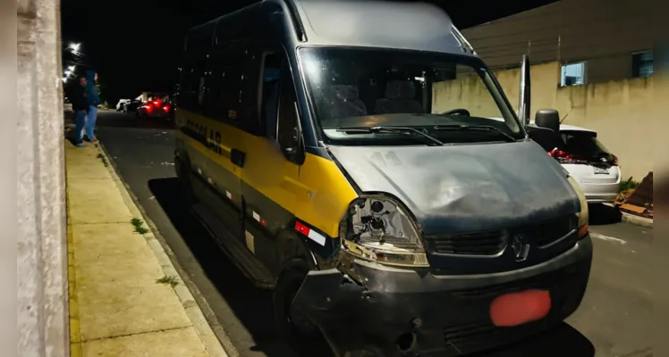 O motociclista recebeu os primeiros atendimentos no local prestados pela equipe do SAMU e foi encaminhado para a Unidade de Pronto Atendimento (UPA) Uvaranas