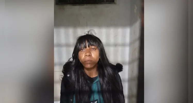 Flagrante ocorreu após câmeras de segurança registrarem a venda de drogas no centro.