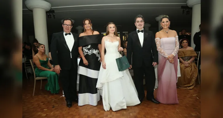 YASMIN SCHAFRANSKI, FILHA DE ANNA PAULA NOGUEIRA E MARCELO DERBLI SCHAFRANSKI