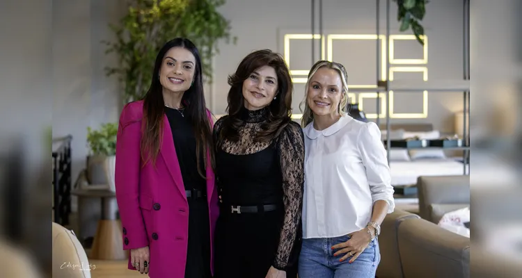 Lojas Attuale recebe debutantes Ponta-Lagoa