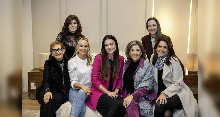 Lojas Attuale recebe debutantes Ponta-Lagoa