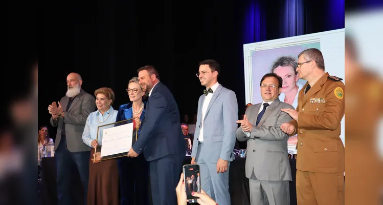 Confira imagens da Sessão Solene.